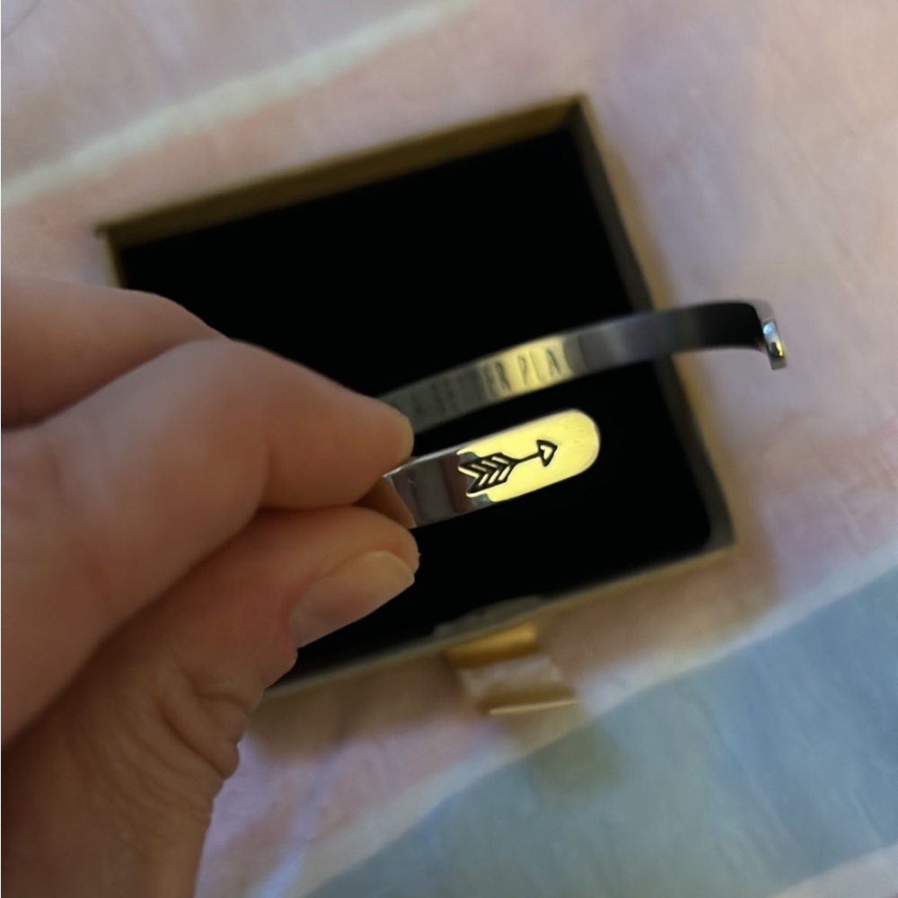 TopCuff bracelet - Picture 2 of 5